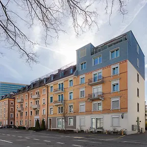 Swiss Star Oerlikon - Self Check-in , Zurigo Svizzera